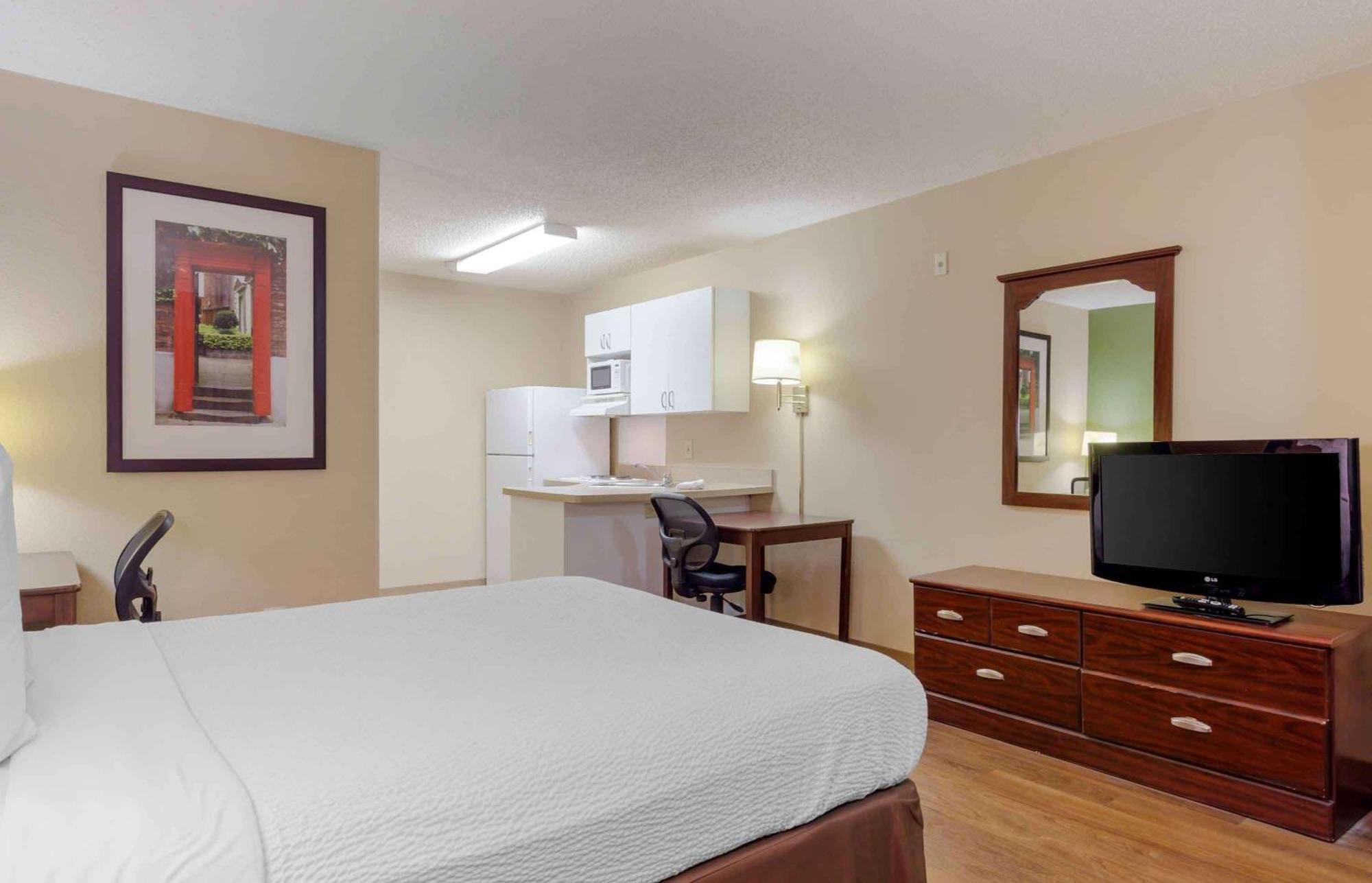 Extended Stay America Select Suites - Raleigh - Rdu Airport Morrisville Exteriör bild