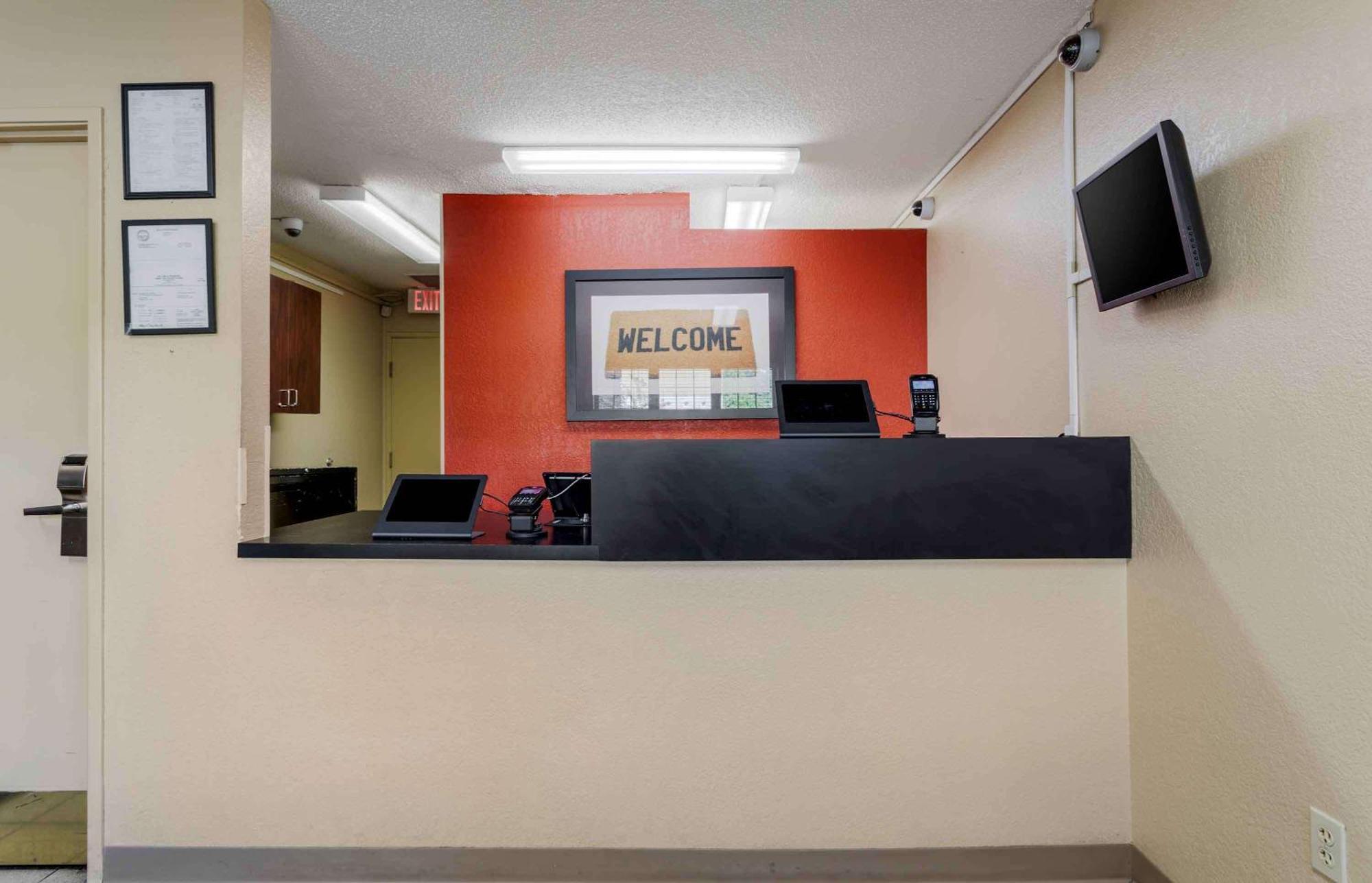 Extended Stay America Select Suites - Raleigh - Rdu Airport Morrisville Exteriör bild